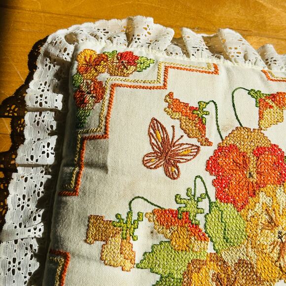 Finished Golden Bee Stamped Cross Stitch Kit Pansies Pillow 14”X 14” - Picture 4 of 9